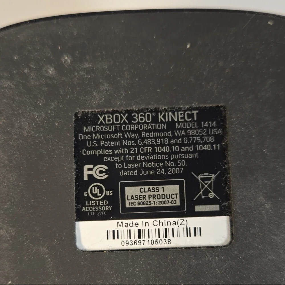 Microsoft Xbox 360 Kinect Motion Camera Sensor MPN 1414 Wired Glossy Black